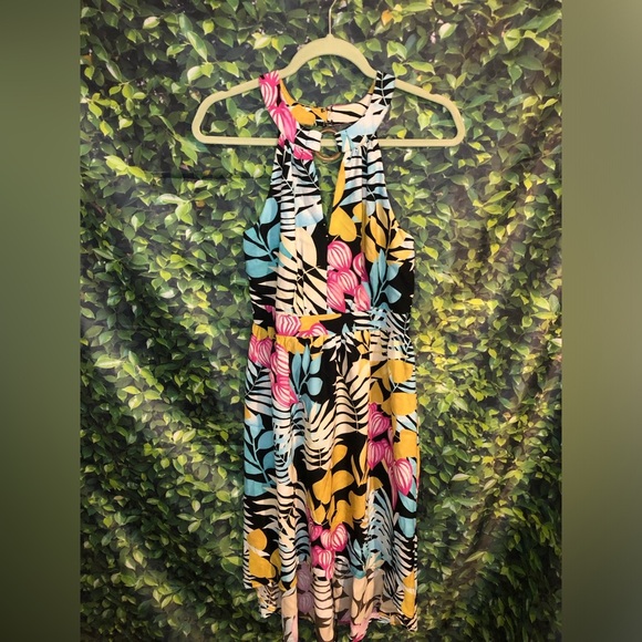 Colorful Halter Neck Dress - Picture 10 of 16